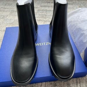 Stuart Weitzman Laine Booties NWT US W 8.5 / 9